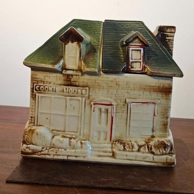 Sale Photo Thumbnail #252: Mid-C. Ceramic Cookie House Jar w/ Lid