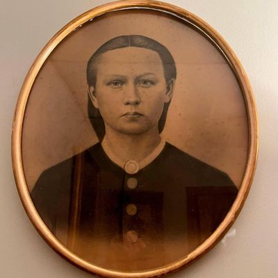 Sale Photo Thumbnail #493: 19th C. American Crayon Portrait, Woman