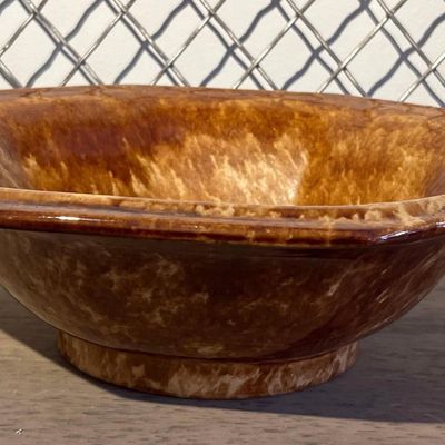 Sale Photo Thumbnail #27: Rockingham Octagonal Yellowware Bowl