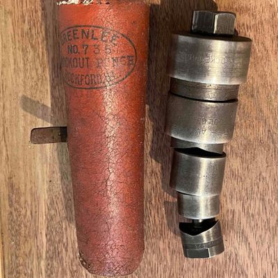 Sale Photo Thumbnail #334: Greenlee 735 Knockout Punch Set w/ Case