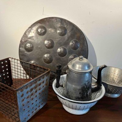 Sale Photo Thumbnail #456: Set 5 Kitchen Metalware Items