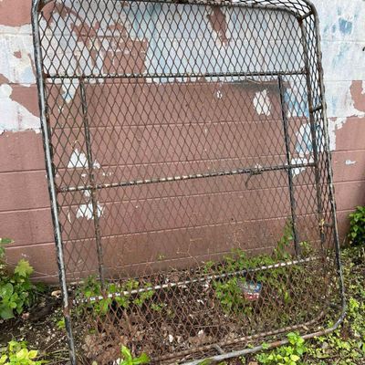 Sale Photo Thumbnail #647: Roof Rack Cargo Basket w/ Mesh Floor