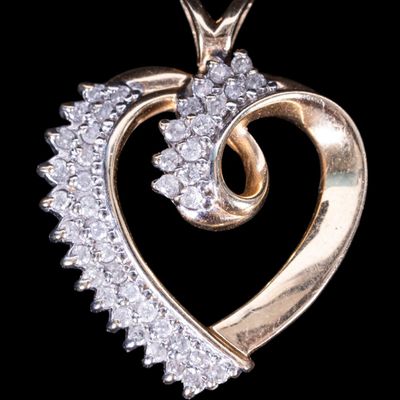 14K Gold Diamond Heart Pendant