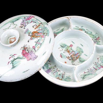 Antique Chinese Famille Rose Lidded Dish