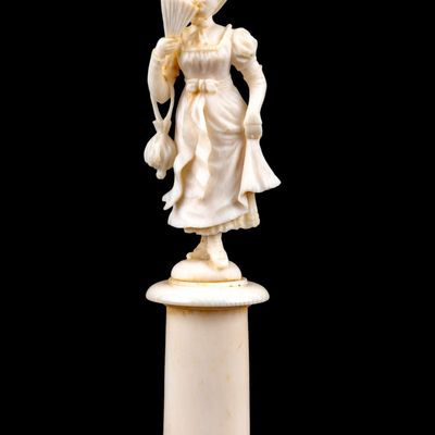 Victorian Carved Figure of Beauty on Pedestal???