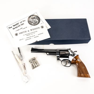 Sale Photo Thumbnail #200: S&W Mod 53 .22 Jet Revolver w/Orig Box K439579 (C)