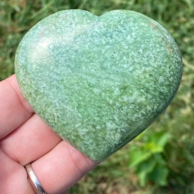 Sale Photo Thumbnail #262: Heart, Garnet, Rock, Crystal, Collectible, Decor