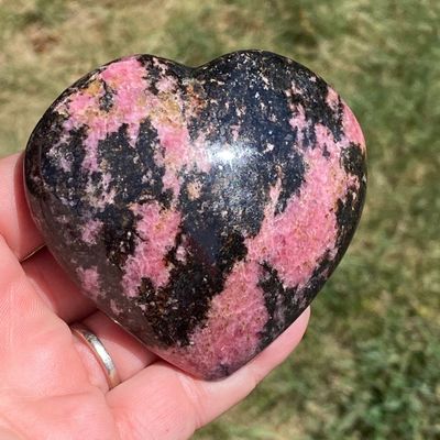 Sale Photo Thumbnail #135: Heart, Rhodonite, Rock, Carving, Collectible