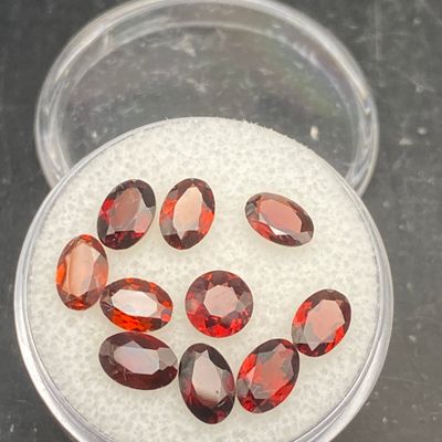 Sale Photo Thumbnail #101: Gemstone, Garnet, Rock, Crystal, Jewelry