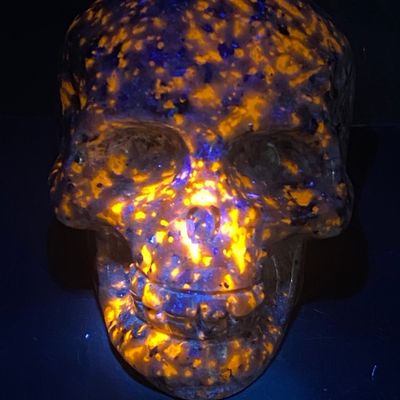 Sale Photo Thumbnail #114: Skull, Sodalite, Rock, Carving, Fluorescent