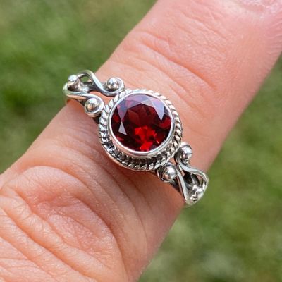 Sale Photo Thumbnail #99: Garnet, Rock, Crystal, Jewelry, Sterling Silver, Ring