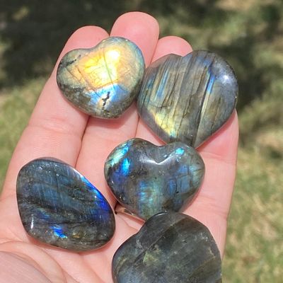 Sale Photo Thumbnail #131: Heart, Labradorite, Rock, Carving