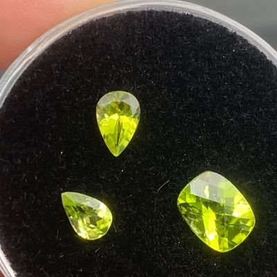 Sale Photo Thumbnail #89: Gemstone, Peridot, Rock, Crystal, Jewelry