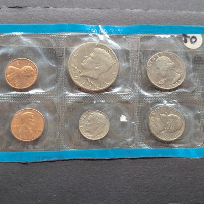 Sale Photo Thumbnail #98: 1971-P Only U.S. Uncirculated Mint Set W/ "S" Mint Mark Cent - No Envelope