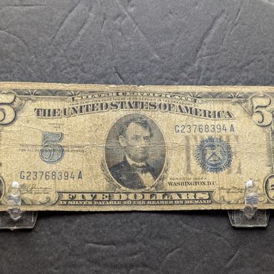 Sale Photo Thumbnail #266: 1934-A U.S. $5 Silver Certificate - Blue Seal