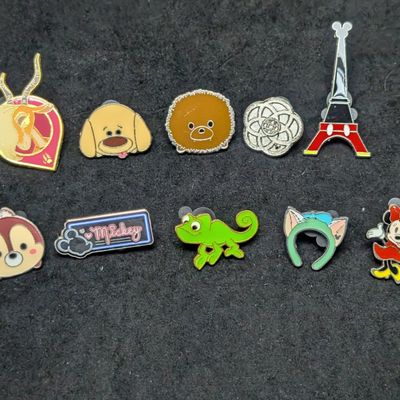 Sale Photo Thumbnail #310: (10) Assorted Disney Pins, $12-20 Dollars Each at Disneyland
