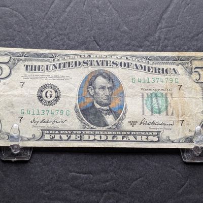 Sale Photo Thumbnail #314: 1950 B U.S. $5 Federal Reserve Note - issued in Illinois - Priest-Anderson Signatures