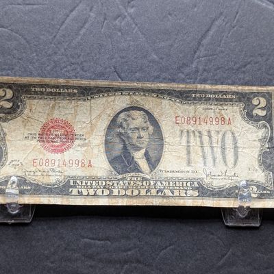 Sale Photo Thumbnail #251: 1928-G US $2 Red Seal Legal Tender Note