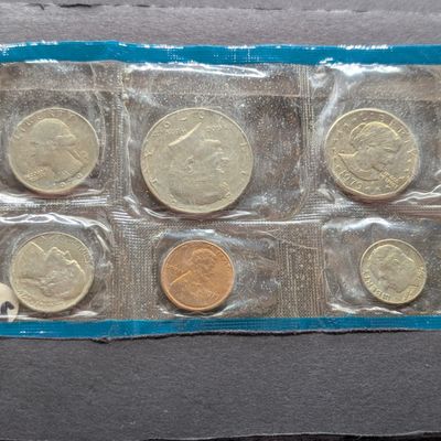 Sale Photo Thumbnail #118: 1979-P Only U.S. Uncirculated Mint Set with Susan B. Anthony Dollar, No Envelope