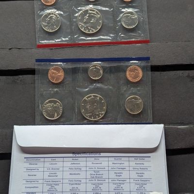 Sale Photo Thumbnail #197: 1998 P & D U.S. Mint Uncirculated Coin Set In OGP w/COA