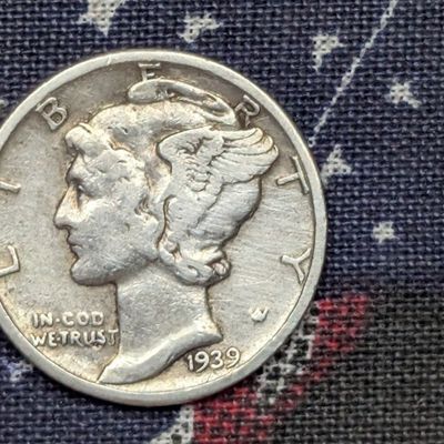 Sale Photo Thumbnail #325: 1939-P (WWII ERA) Mercury Dime, 87 Years old, 90% Silver