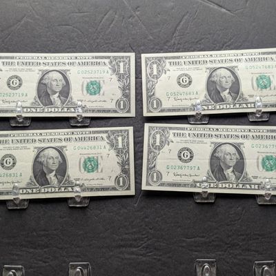 Sale Photo Thumbnail #270: (4) 1963 U.S. $1 Federal Reserve Notes issued in Illinois