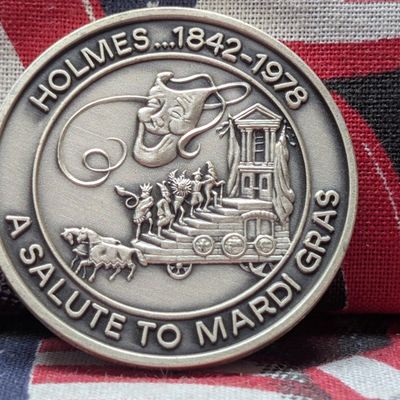 Sale Photo Thumbnail #338: 1978 Medallic Art Co. D.H. Holmes Salute to Mardi Gras .925 Sterling Silver Medal - 21.2g