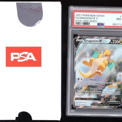 Sale Photo Thumbnail #385: HOLO DRAGONITE V 192/203 2021 POKEMON TCG PSA 8
