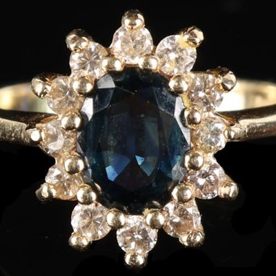 Sale Photo Thumbnail #55: 14K YELLOW GOLD LADIES RING W/ ALEXANDRITE & DIAS