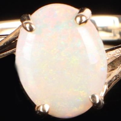 Sale Photo Thumbnail #259: 14K YELLOW GOLD CABOCHON OPAL LADIES RING