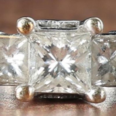 Sale Photo Thumbnail #380: 14K WHITE GOLD LADIES RING W/ 1.2 CTW DIAMONDS