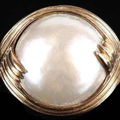 Sale Photo Thumbnail #192: 14K YELLOW GOLD LADIES RING W/ 16MM TAHITIAN PEARL