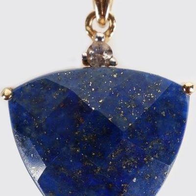 Sale Photo Thumbnail #156: 10K YELLOW GOLD ROSE TRILLION LAPIS AQUA PENDANT