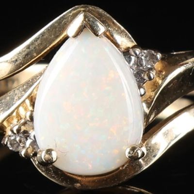 Sale Photo Thumbnail #227: 14K YELLOW GOLD ELEGANT OPAL&DIAMOND LADIES RING