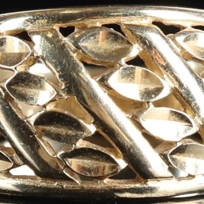 Sale Photo Thumbnail #446: 14K YELLOW GOLD DECORATIVE DOME LADIES RING