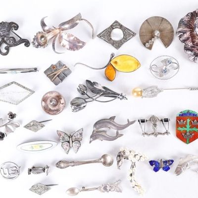 Sale Photo Thumbnail #370: STERLING SILVER ECLECTIC PINS & BROOCHES LOT