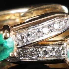 Sale Photo Thumbnail #402: 14K YELLOW GOLD LADIES EARRINGS W/ EMERALD & DIA
