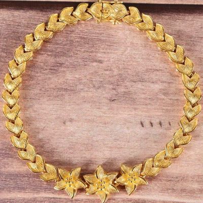 Sale Photo Thumbnail #19: 24K YELLOW GOLD INTRICATE FLORAL LADIES BRACELET