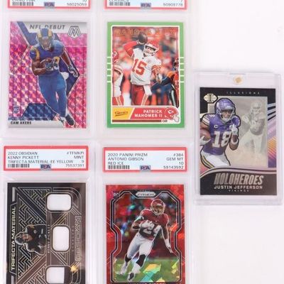 Sale Photo Thumbnail #257: MODERN PANINI NFL TRADING CARDS COLLECTION - (5)