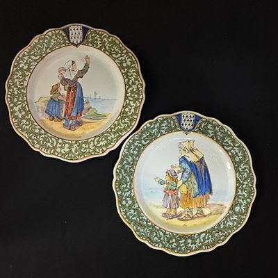 2 Porquier Beau Plates