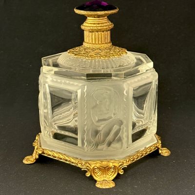 Sale Photo Thumbnail #344: Baccarat Dresser Box