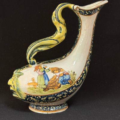 Porquier Beau Dolphin Carafe