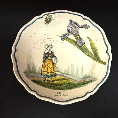Sale Photo Thumbnail #135: HB Quimper Botanical Plate