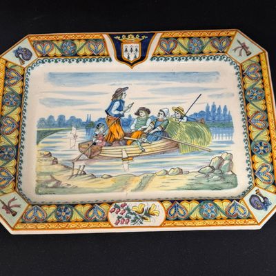 Sale Photo Thumbnail #164: HR Quimper Rectangular Platter