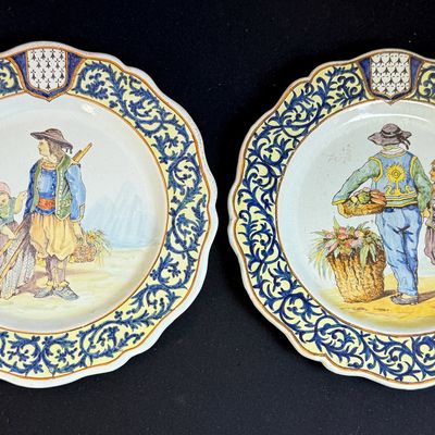 2 Porquier Beau Plates