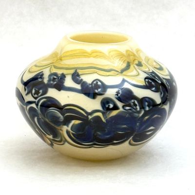Sale Photo Thumbnail #539: Richard Q Ritter Art Glass Vase