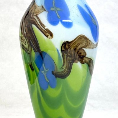Sale Photo Thumbnail #576: Richard Jolley Glass Vase