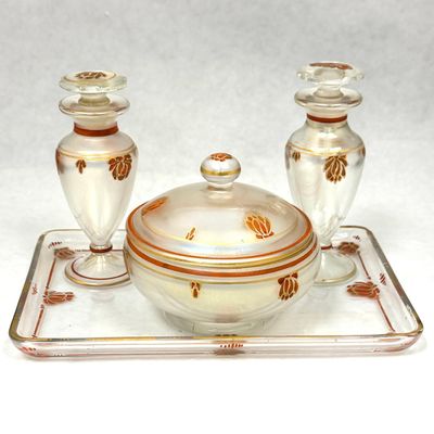 Sale Photo Thumbnail #313: Fenton Persian Pearl Bath Set