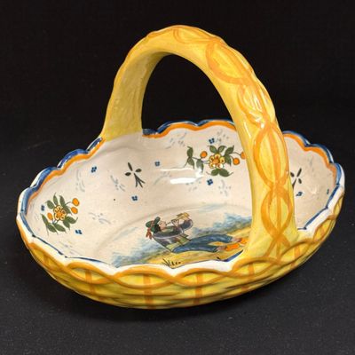 Sale Photo Thumbnail #223: HB Quimper Basket