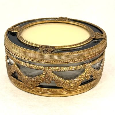 Sale Photo Thumbnail #343: Apollo Ormolu Vanity box